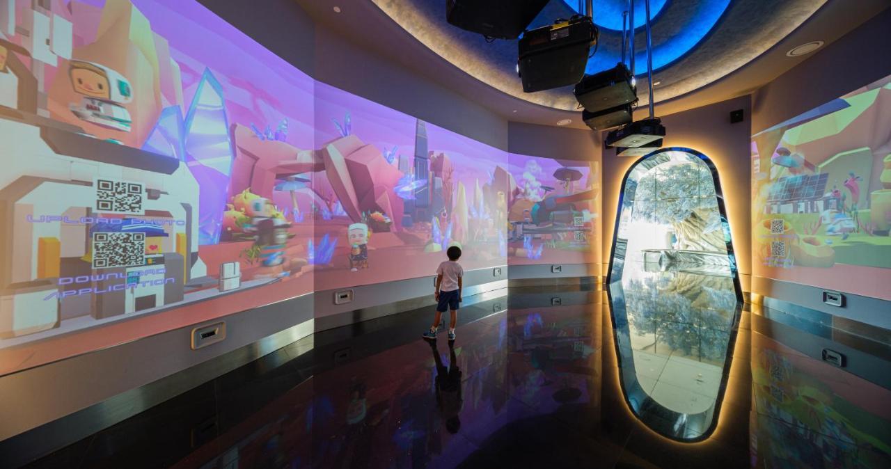 Grande Centre Point Space Pattaya Eksteriør bilde The 3D cinema