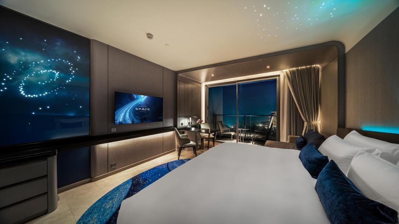 Grande Centre Point Space Pattaya Eksteriør bilde Deluxe Ocean View Room