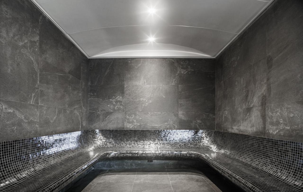 Grande Centre Point Space Pattaya Eksteriør bilde A Turkish bath