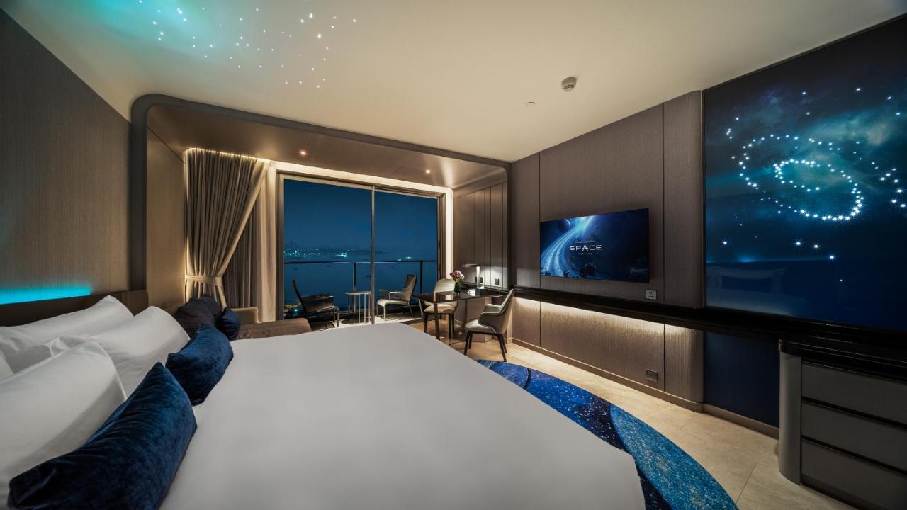 Grande Centre Point Space Pattaya Eksteriør bilde Deluxe Ocean View Room